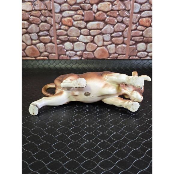 Vintage Porcelain Charging Bull Figurine Made in Japan - Picture 6 of 11